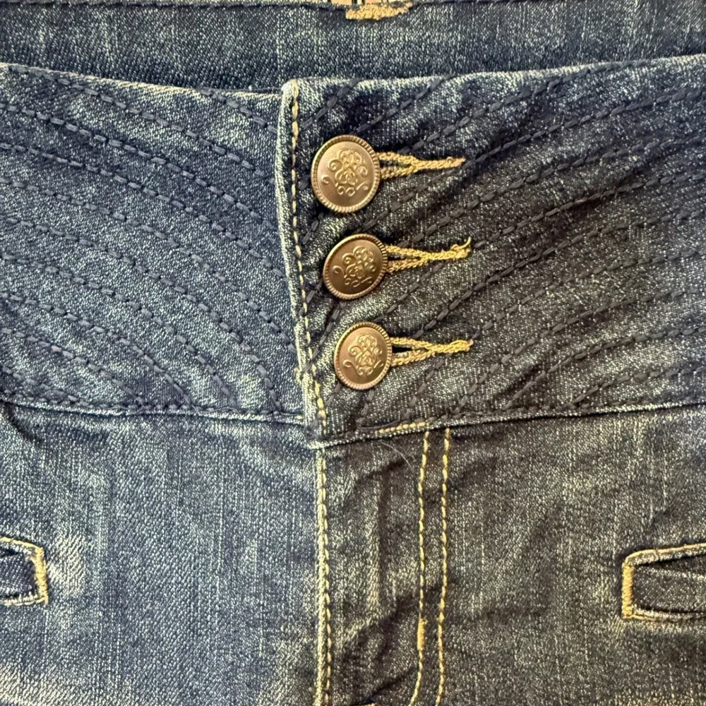 Jessica‎ Simpson Womens Blue Wash Denim Flare Jeans Button Fly SIze 30/10